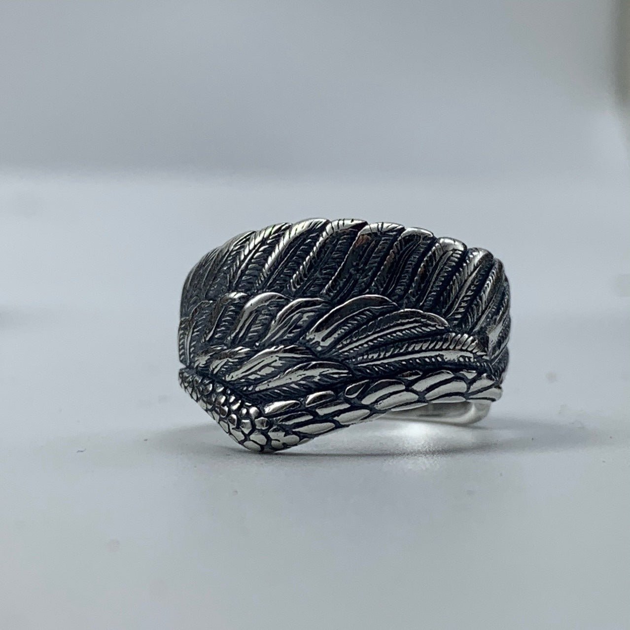 Angel wings ring